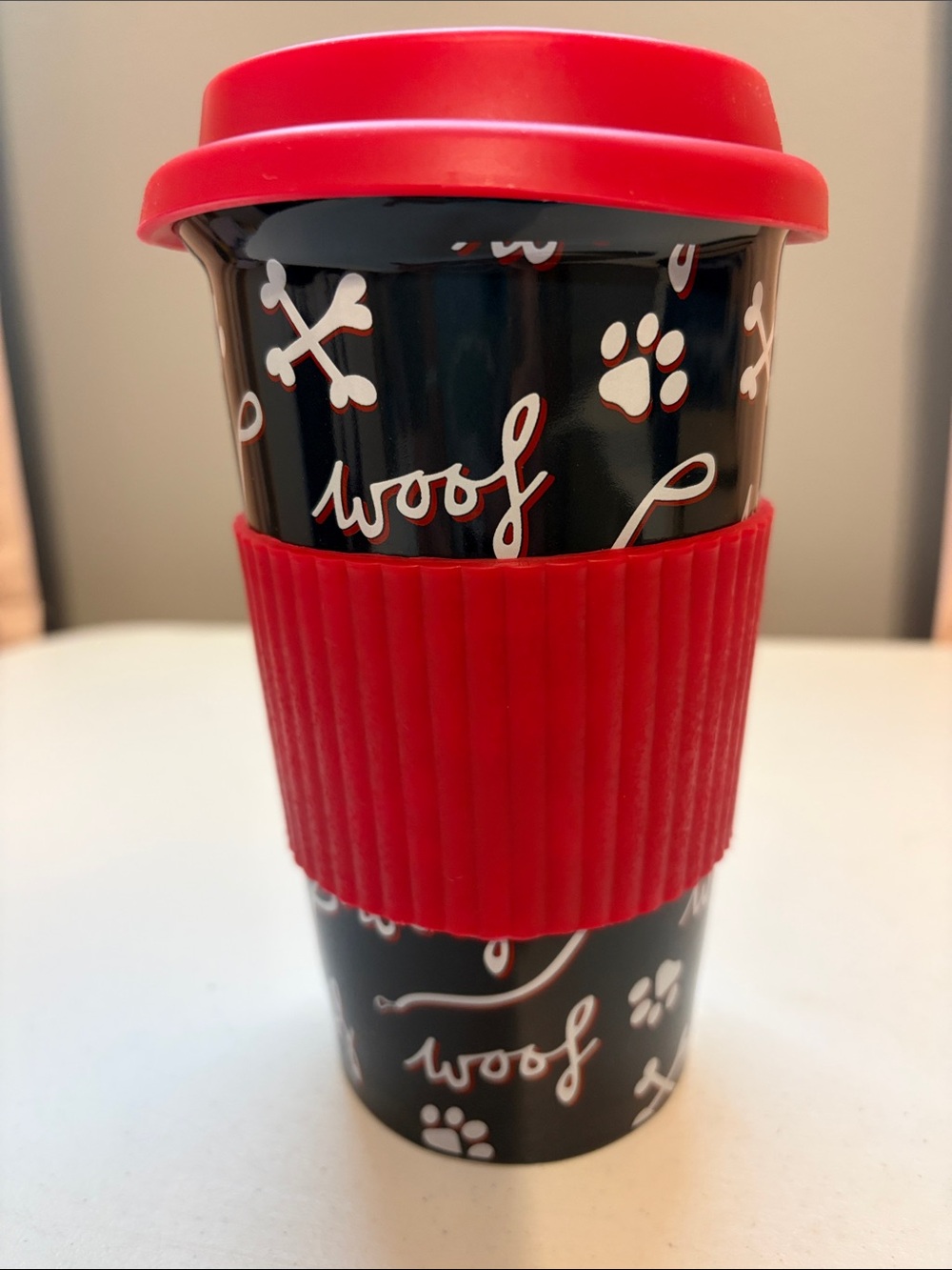 “Woof” Dog theme ceramic coffee travel tumbler silicone lid